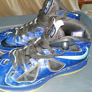 Nike LeBron Sz 12 Diamond Collection Blue Purple B